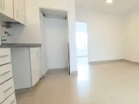 Wenceslao de tata 4600, Piso 4600