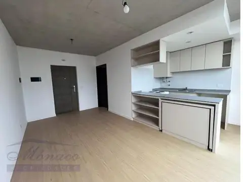 Oportunidad! 1 amb con balcon.- Vista Panoramica!