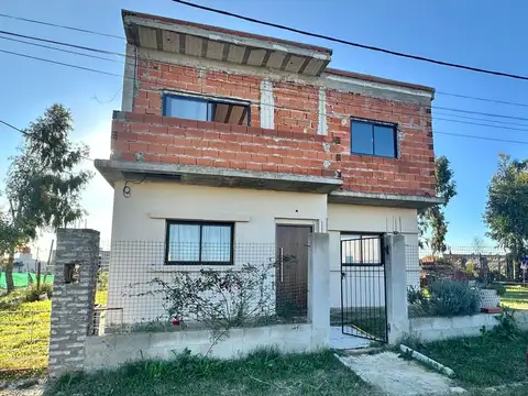 Casa 3 amb VENTA BARRIO CERRADO F.VARELA