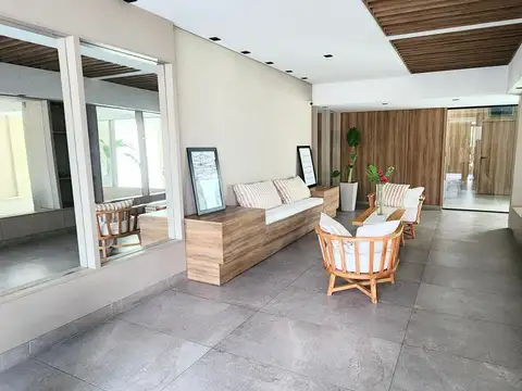 Quintana 1200, Piso 2