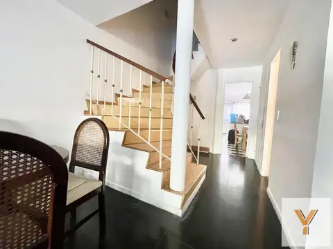 Depto Tipo Casa en Venta de 4 dormitorios