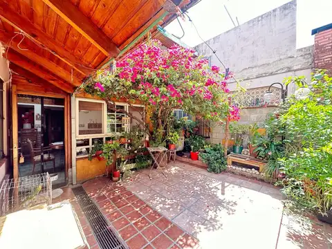 VENTA 2 CASA PARA DOS FAMILIAS PATIO GARAGE PIÑEYRO