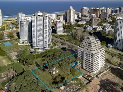 Terreno en Venta en Roosvelt, USD 2.500.000