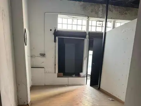 Local comercial en alquiler - 1 Baño - Barracas