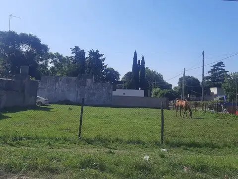 Terreno en venta - 245Mts2 - Tristán Suárez