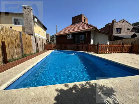 Casa 3 ambientes con 2 baños