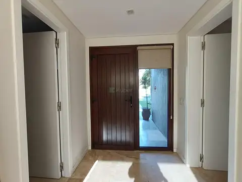 Casa  en Alquiler en Ayres Plaza, Pilar, G.B.A. Zona Norte