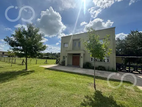 Casa en Venta en Fincas de San Vicente, USD 300.000