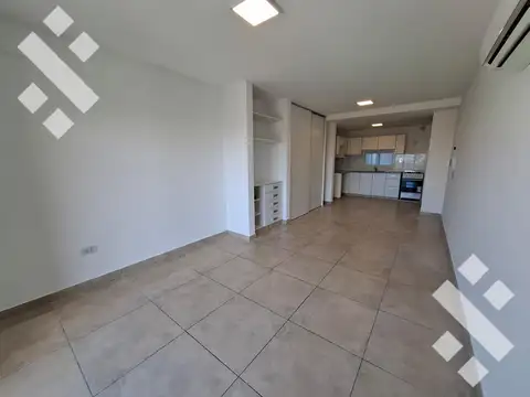 Alquiler monoambiente amplio. Tucumán 345 Nqn