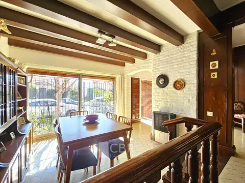 Casa en Venta con 1 cochera