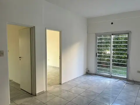 Departamento en Alquiler en Parque Alvear, $ 650.000