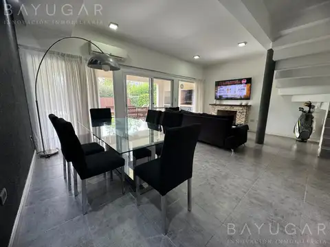 Casa en Alquiler de 3 dormitorios
