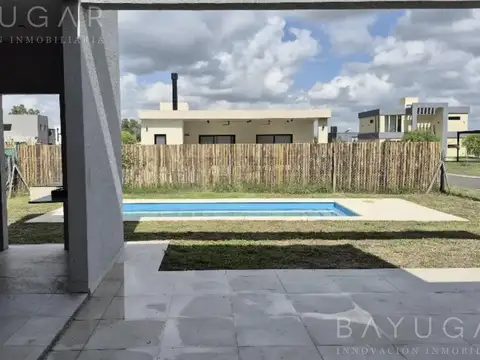 Casa en Venta de 4 dormitorios