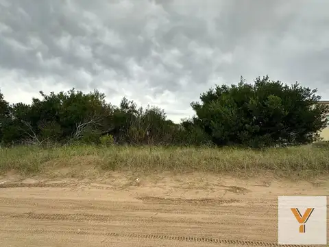 Terreno en Venta en Barrio Cerrado Costa Esmeralda, USD 55.000