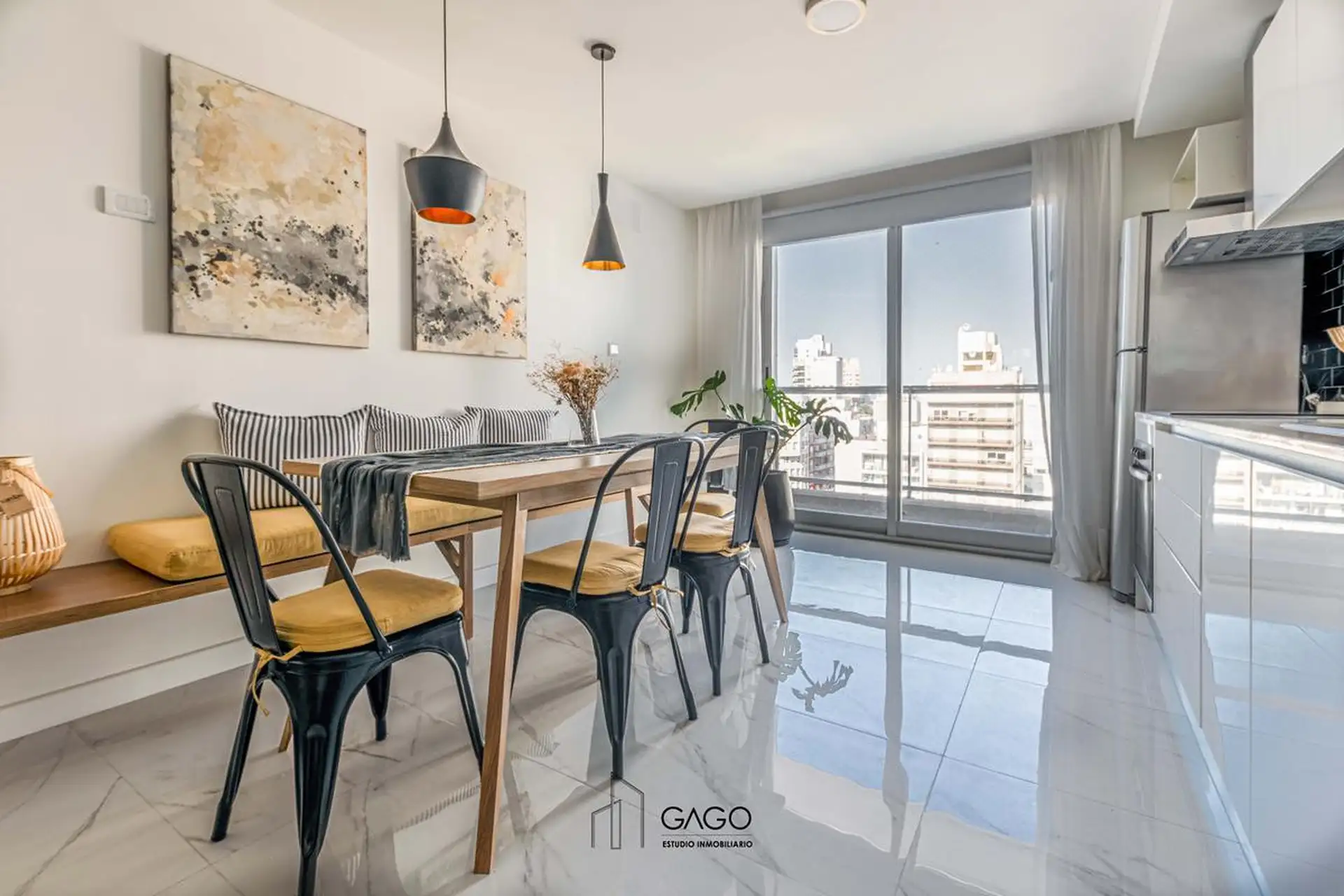 Depto 3 amb a estrenar en duplex, 110m² con balcón y parrilla — La Perla Sur