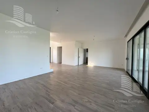 Alquiler - Casa 6/Seis Ambientes, a la laguna, Balcón, Jardín - Laguna Grande, Villanueva