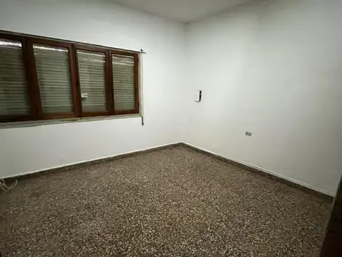 Departamento en Alquiler en San Vicente, $ 550.000