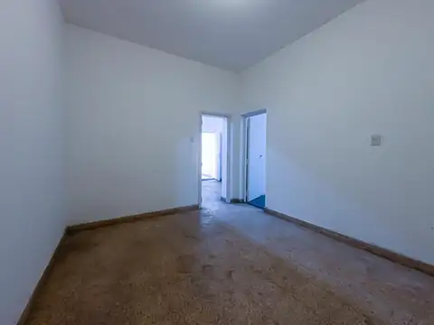 Depto Tipo Casa en Venta en Ramos Mejía, USD 94.500