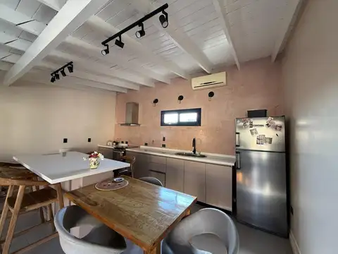Casa 5 ambientes con 2 baños