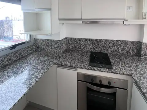 Departamento en Alquiler con 1 cocheras