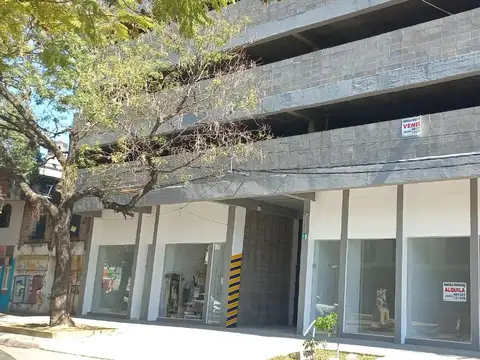 Cochera  centrica a la venta