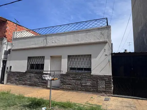 Casa Ideal Para Actualizar con Poco! Financiacion.