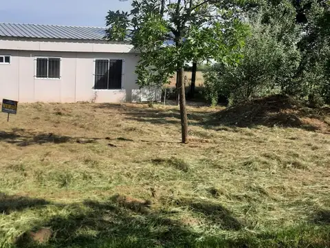 Venta  De  Dos Cabanas  A Terminar En Sierra De La Ventana  Sobre Lote  De 1600 Mts