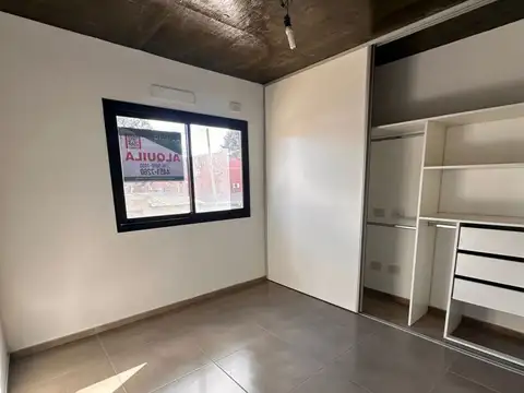 Departamento en Alquiler en Los Polvorines, $ 580.000