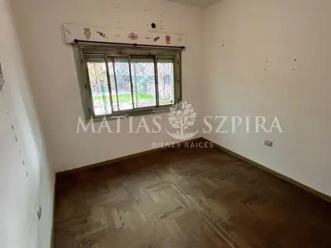 Casa 4 ambientes a la venta en Libertad, Merlo