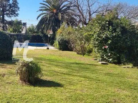 Córdoba y Almirante Brown al 1400