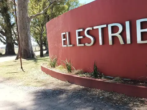 Terreno en  Barrio 3 Pinos