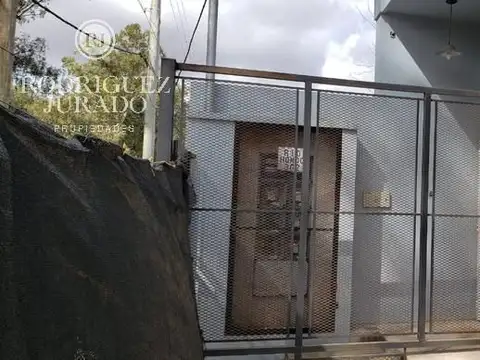 Local en Venta en Manzanares, USD 120.000