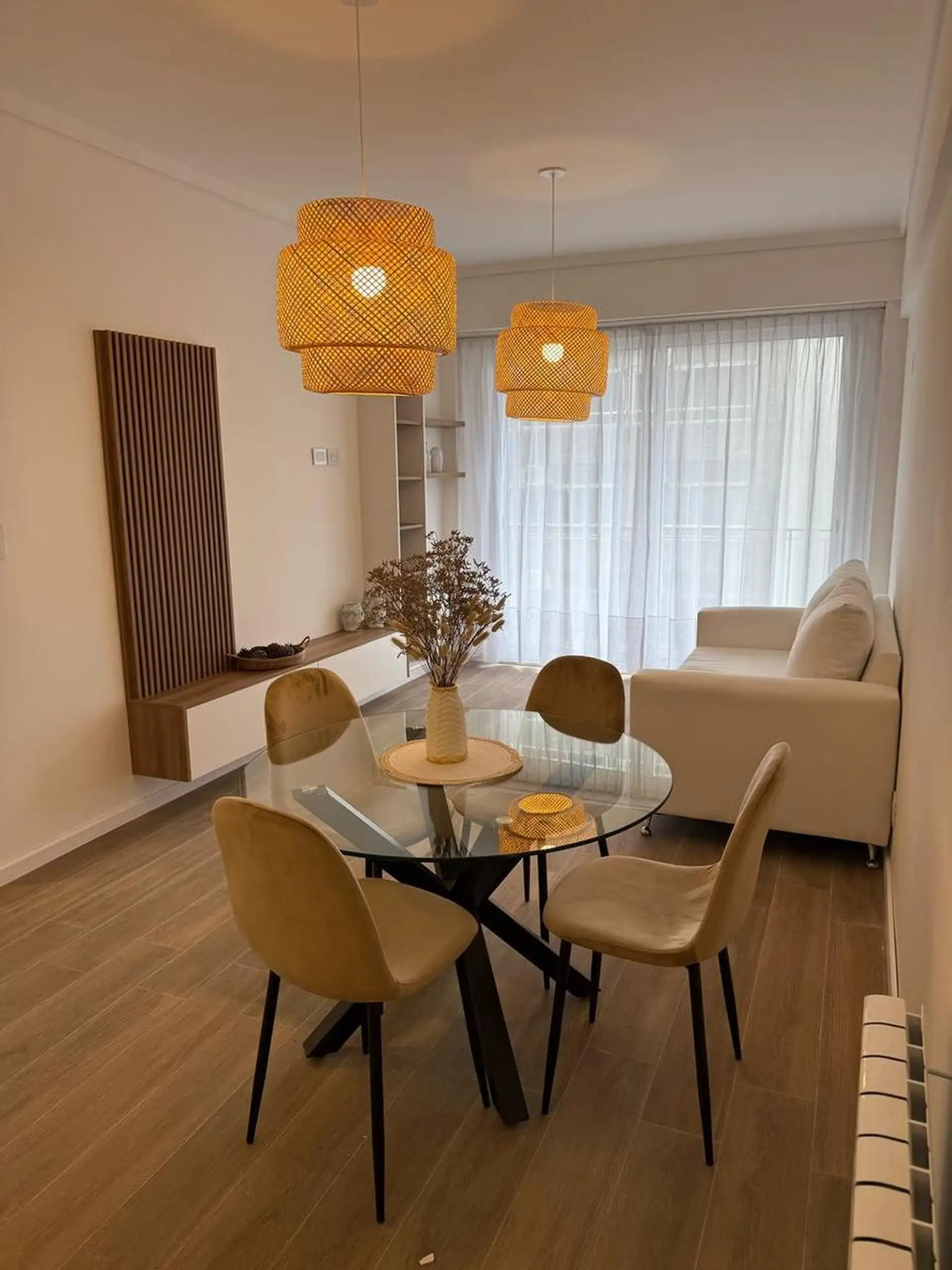 Depto 3 amb, 66m² con balcón — Centro