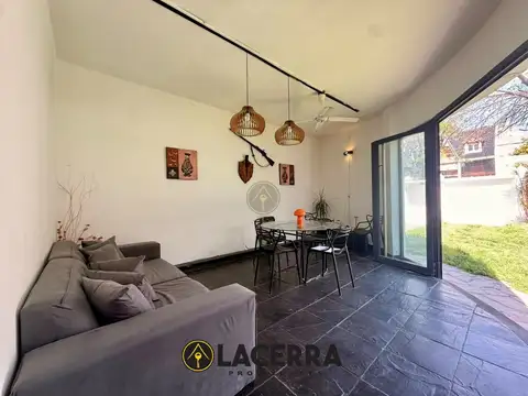 Casa 4 ambientes con parque y piscina en Saavedra