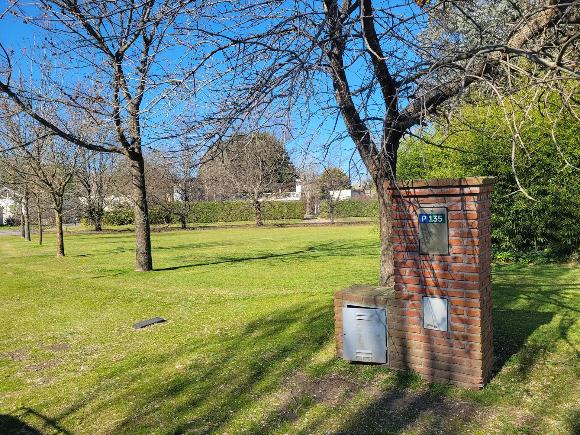 Lote 1353m² en barrio privado Rumencó con amenities