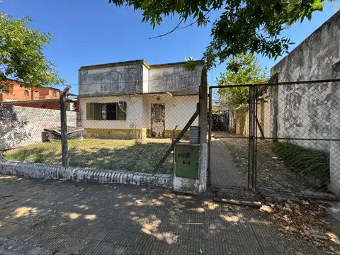 CASA A REFACCIONAR EN VENTA EN BELLA VISTA