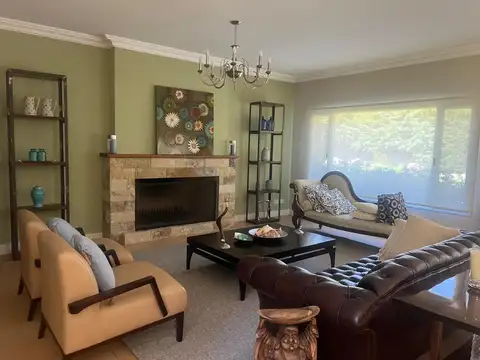 Casa en Alquiler de 4 dormitorios