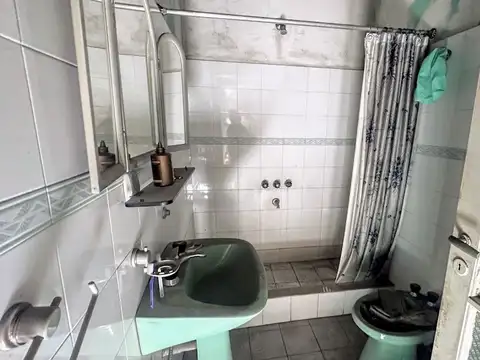 Depto Tipo Casa en Venta 60 años