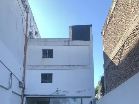 Depósito de 420 m2 cub. c/ renta calzada, Villa Ballester