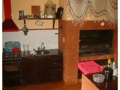 Casa en Venta en Lomas De Zamora, USD 650.000