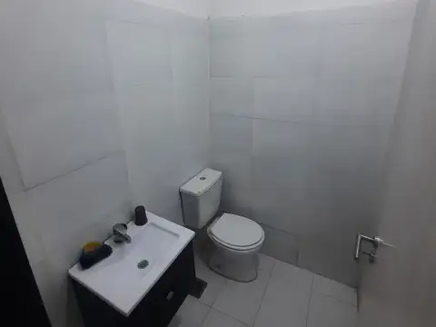 Local en Alquiler en Villa del Parque, USD 1.700