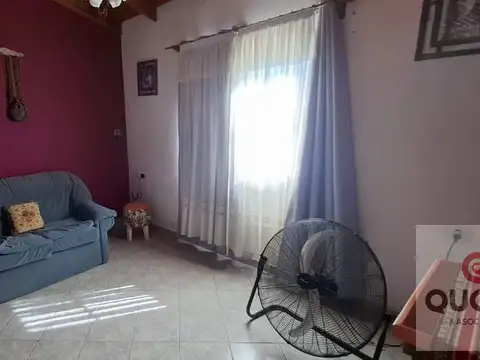 Casa 4 ambientes con 1 baño