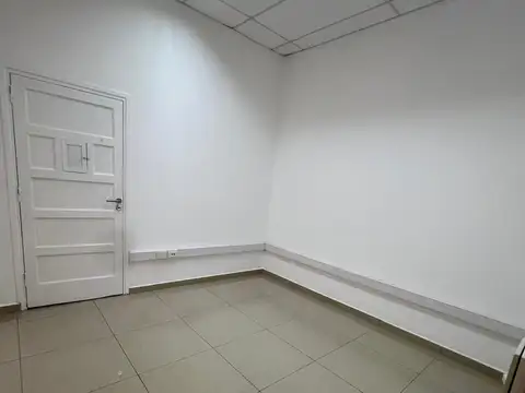 Oficina en Alquiler en Martinez Fleming / Panamericana, $ 1.000.000