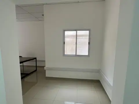 ALQUILER OFICINAS IMPECABLES Y LUMINOSAS MARTINEZ