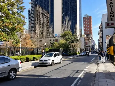 Oficina en Alquiler en Centro, USD 400.000