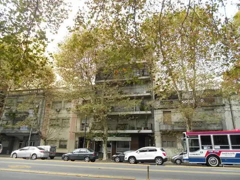 Avenida Juan Bautista Justo 2700