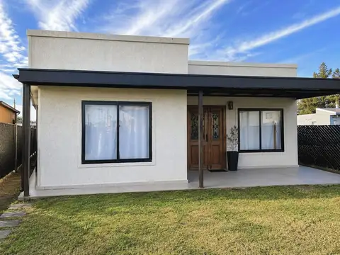 Casa en el Barrio Cardales Chico, Campana