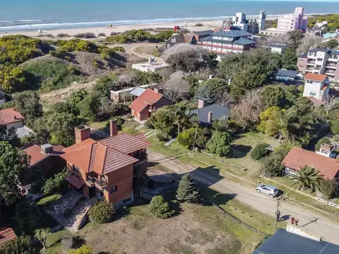 Casa en Alquiler Temporal en Valeria Del Mar, USD 5.000