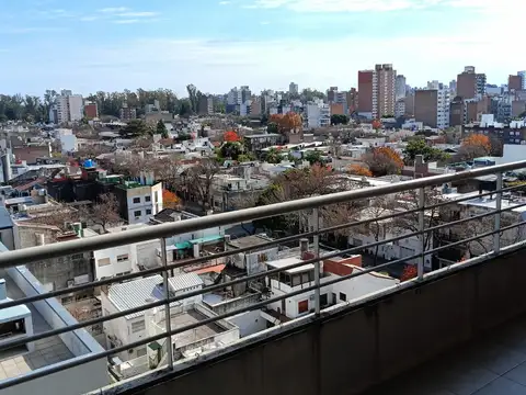 Paraguay 2300, Piso 9