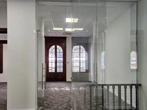 Oficina en Alquiler al Sur